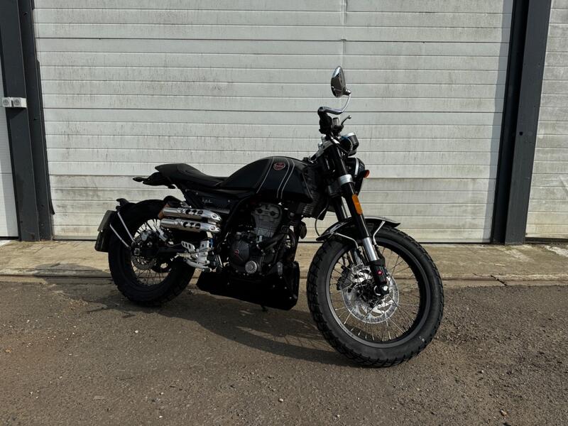 FB MONDIAL HPS125 HIPSTER