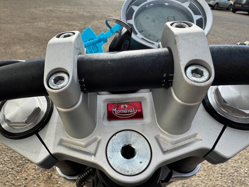 FB MONDIAL HPS125 HIPSTER