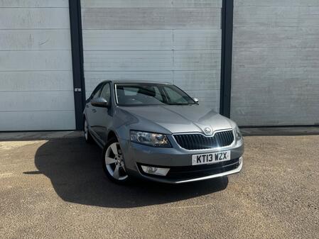 SKODA OCTAVIA 2.0 TDI Elegance