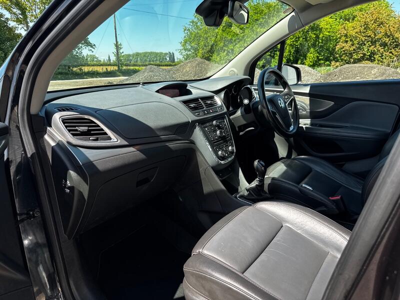 VAUXHALL MOKKA