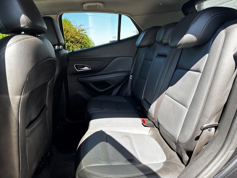 VAUXHALL MOKKA