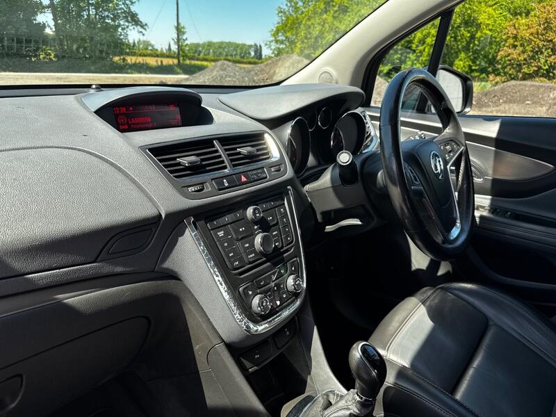 VAUXHALL MOKKA