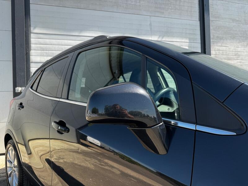 VAUXHALL MOKKA