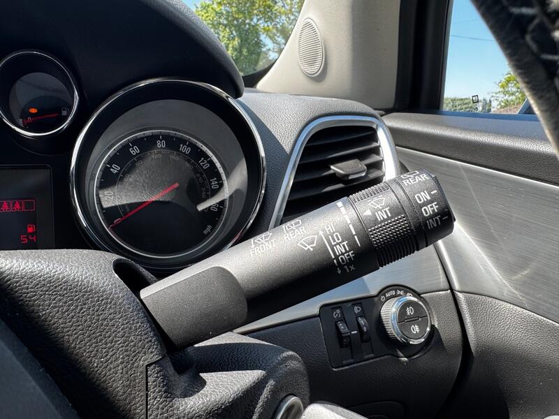 VAUXHALL MOKKA