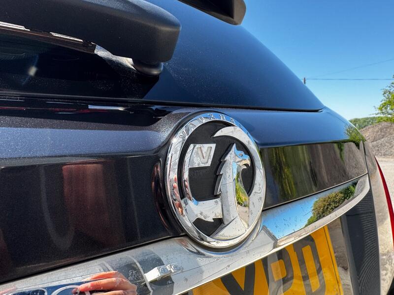 VAUXHALL MOKKA