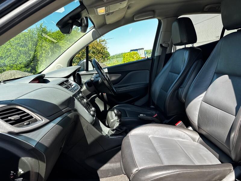 VAUXHALL MOKKA