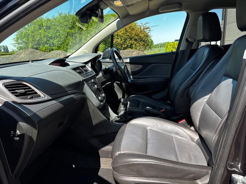 VAUXHALL MOKKA